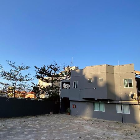 Residencial Melfi 3 Ap 3 Apartment Bombinhas Luaran gambar